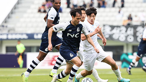 Đá chính ở Seoul E-Land FC, Văn Toàn bị xà ngang từ chối bàn thắng